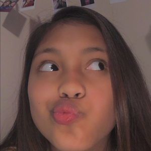 Meet your Posher, Nicamae